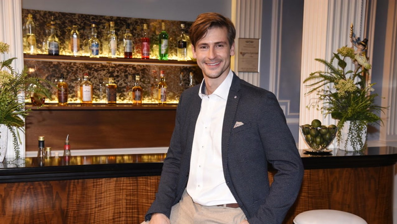 „Ich bin...“: „Sturm der Liebe“-Traummann Sandro Kirtzel verrät Beziehungsstatus