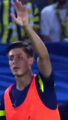 Arda Güler Taraftarı Selamladı - Fenerbahçe'nin Yeni '10' Numarası