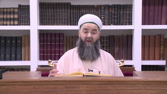 Sadece Kelime-i Şahadet Getirmek ya da Namaz Kılmak İnsanın Müslüman Olduğuna Delil Olamaz!