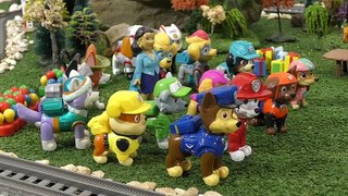 The Toy Paw Patrol Mighty Pups work together to Rescue The Party