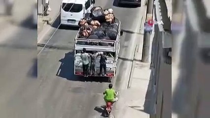 Bursa'da gençlerin tehlikeli yolculuğu kamerada