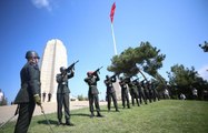 Çanakkale haberi! ÇANAKKALE - Tarihi Gelibolu Yarımadası'nda Anafartalar Zaferi'nin 107'nci yıl dönümü etkinliği düzenlendi
