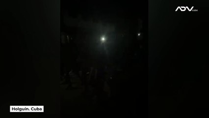Holguineros protestan por segunda noche consecutiva