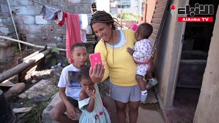 مكالمة استغاثة من فتى تتضور عائلته جوعاً تثير تعاطف البرازيليين