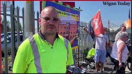 Strikers want better pay