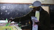 Proyecciones dan ventaja electoral a Ruto a falta de datos oficiales en Kenia