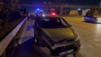 Son dakika haberi! İki otomobilin çarpıştığı kazada anne ve kızı yaralandı