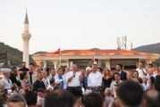 İzmir haberleri... Memleket Partisi Genel Başkanı İnce, İzmir'de partilileriyle bir araya geldi