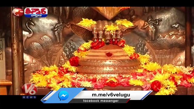 Beauty Of Srisailam _ Srisailam Dam 10 Gates Opened Amid Heavy Inflow | V6 Teenmaar (1)