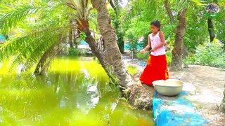 Unbelievable Hook Fishing ✅｜ A Little Girl Hunting Big Fish Use Hook From beautiful nature