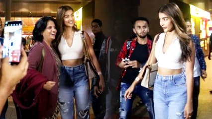 Pooja Hegde Chased By Fans At Airport For Selfie