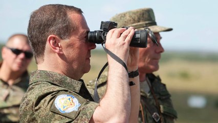 Medwedew blamiert sich mit Social-Media-Posting