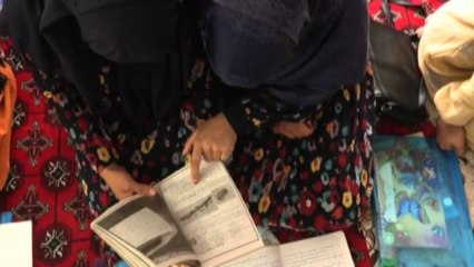 Afghanistan: le ragazze sfidano i talebani nelle scuole segrete