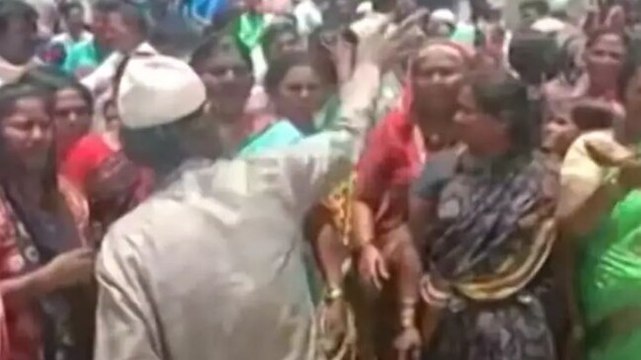 2 killed, 6 injured in communal clashes in Karnataka's Koppal; Section 144 imposed