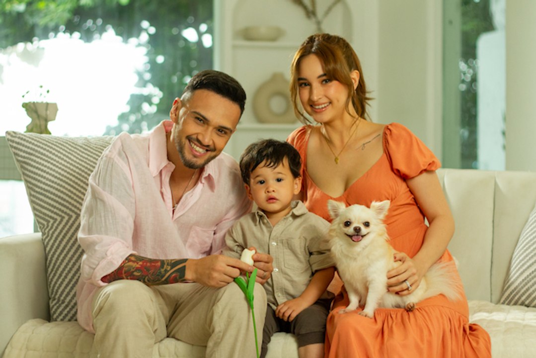 Smart Parenting August Cover Featuring The Crawfords