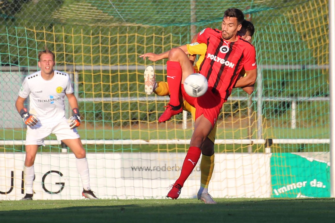 Erfolgreich in Straelen: 1. FCKM bleibt ungeschlagen