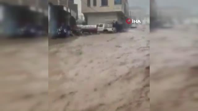 Son dakika haber! Yemen'de sel felaketi: 14 ölü