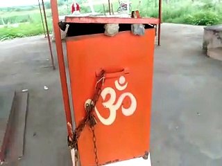 Bundi stolen donation amount: मंदिर की दानपेटी तोड़ चुरा ले गए दान की राशि-video