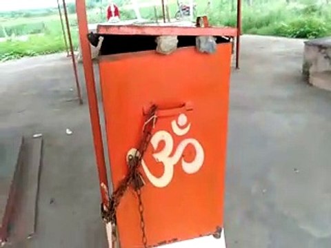 Bundi stolen donation amount: मंदिर की दानपेटी तोड़ चुरा ले गए दान की राशि-video