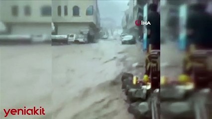 Yemen'de sel felaketi! En az 14 ölü