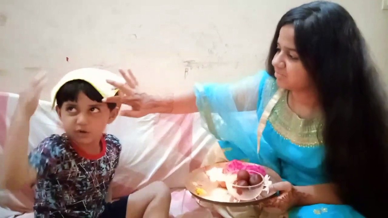 Video Story रक्षासूत्र बांधकर सुख दु:ख में साथ निभाने का दिया वचन