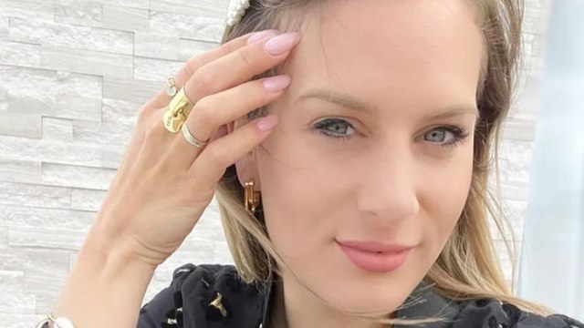 VOICI : Camille Santoro (Familles nombreuses) les larmes aux yeux : ses touchantes confidences sur le décès d'un de ses frères