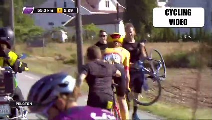 Peloton Shatters After Huge Crash In Crosswinds | Stage 3 Tour of Scandinavia 2022