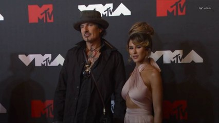 Tommy Lee Posts Nude Photo on Social Media