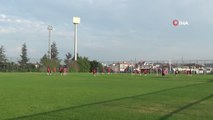 Eskişehir spor haberi... Eskişehirspor ve Bursaspor arasında Türkiye'ye örnek olacak bir hazırlık maçı yapılacak