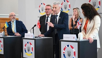 26 ülke tarafından Rusya ile savaşan Ukrayna'ya 1,55 milyar dolarlık askeri yardım sözü verildi