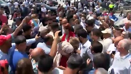 Akşener'in vatandaşla ilginç diyaloğu