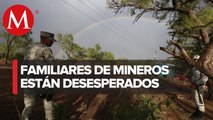 Familiares de mineros atrapados en Coahuila realizan procesión