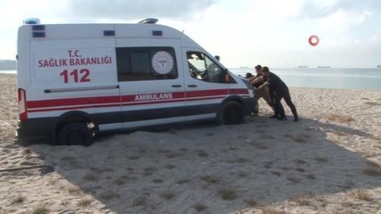 Kumsalda ambulans kurtarma operasyonu