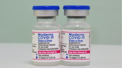 COVID-19 Omicron vaccine in the United States: Divided Opinions