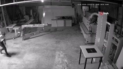 Marangoz dükkanında hırsızlık anları kamerada