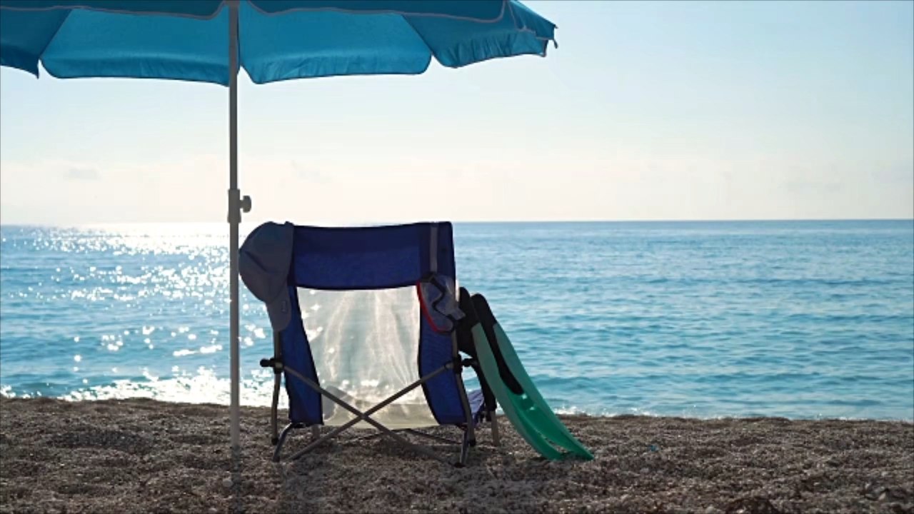 Urlauberin von sonnenschirm aufgespießt und getötet