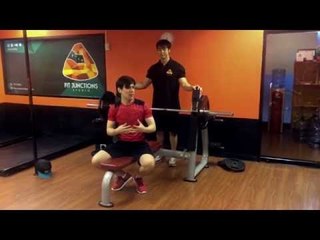 3 ท่าสร้างกล้ามอก จากจอห์น - วิญญู วงศ์สุรวัฒน์ | GQ Get Fit