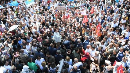 Descargar video: Meral Akşener’den ’emekli maaşı’ çıkışı