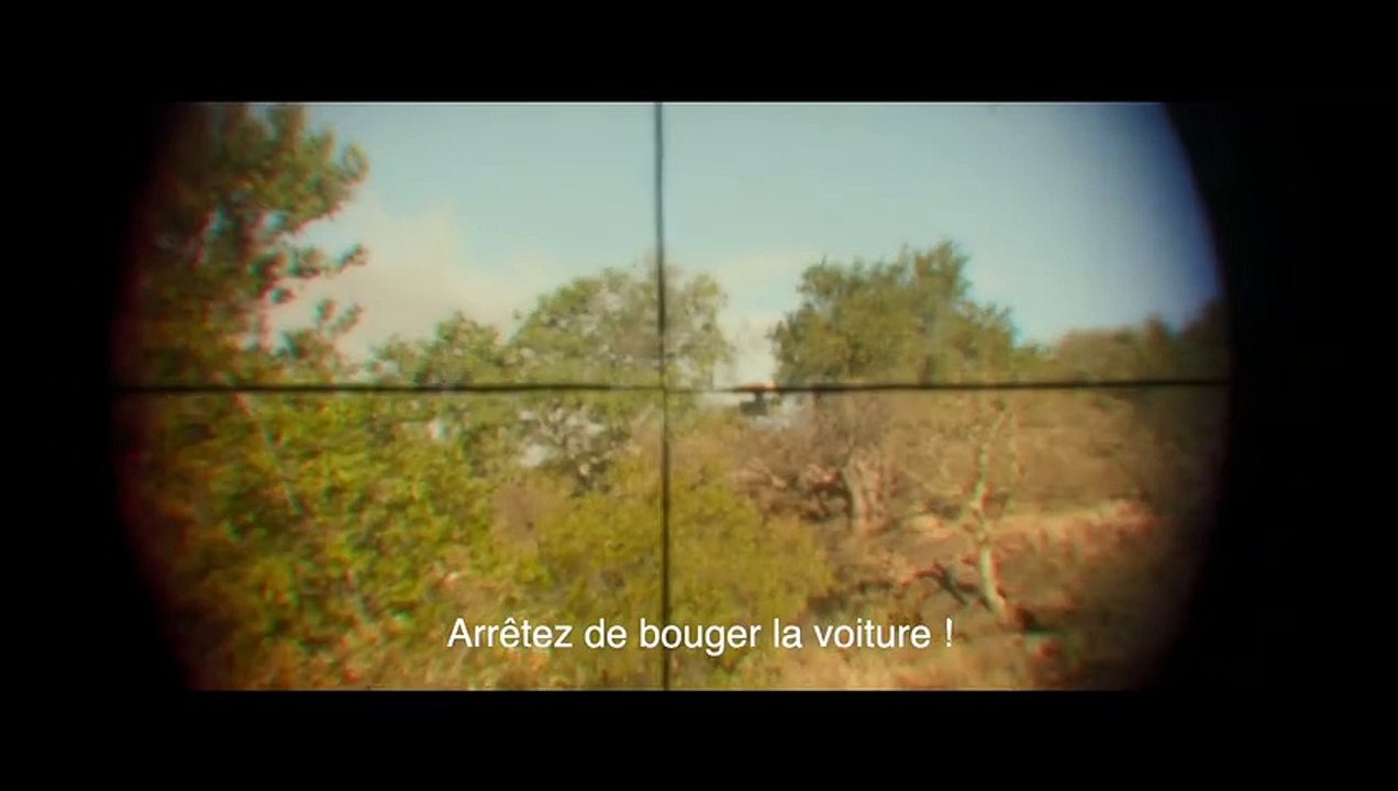 Beast EXTRAIT VO "Nate tente de protéger ses filles"