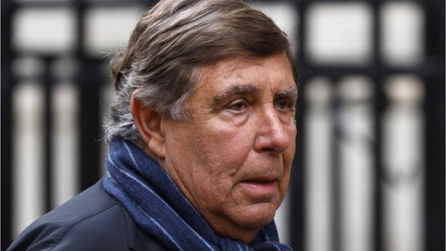 Voici - Jean-Pierre Foucault : ce dernier souvenir déchirant qu'il garde de son amie Mireille Darc