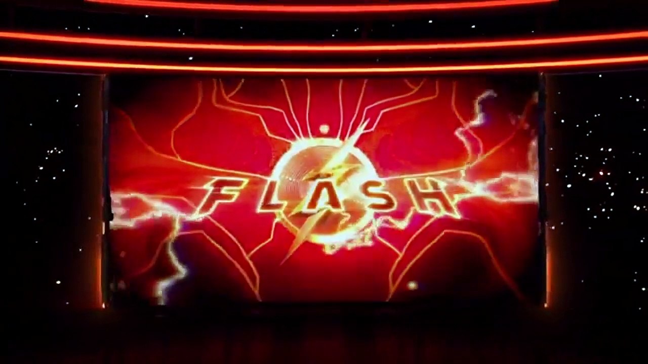Bande-annonce de The Flash. Le film menacé ? Warner et DC auraient trois scénarios