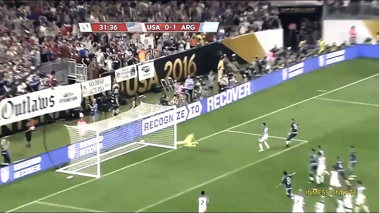 10 Impossible Goals Scored By Lionel Messi That Cristiano Ronaldo Will Never Ever Score | HD