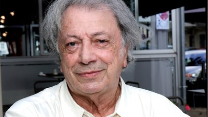 GALA VIDEO - Hervé Vilard revient sur son coming-out compliqué : “Ce n'était pas dans les mœurs de l’époque”