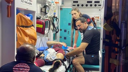 Trabzon haberi... Trabzonspor'da sakatlanarak hastaneye kaldırılan Visca'nın humerus kemiğinde kırık olduğu belirlendi