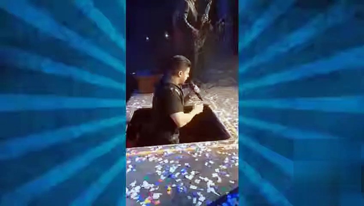 O palco caiu