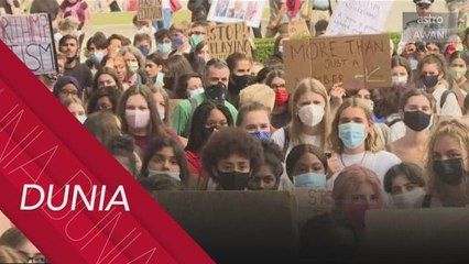 Setiausaha Pendidikan UK mohon maaf ketidakadilan penilaian pelajar