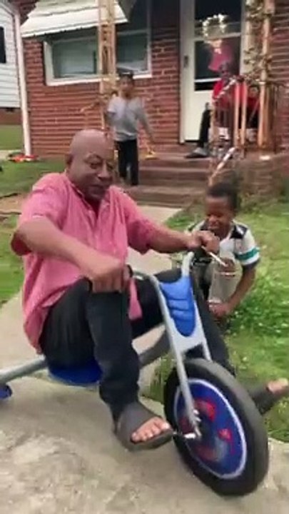 Dad's Big Wheel Fail