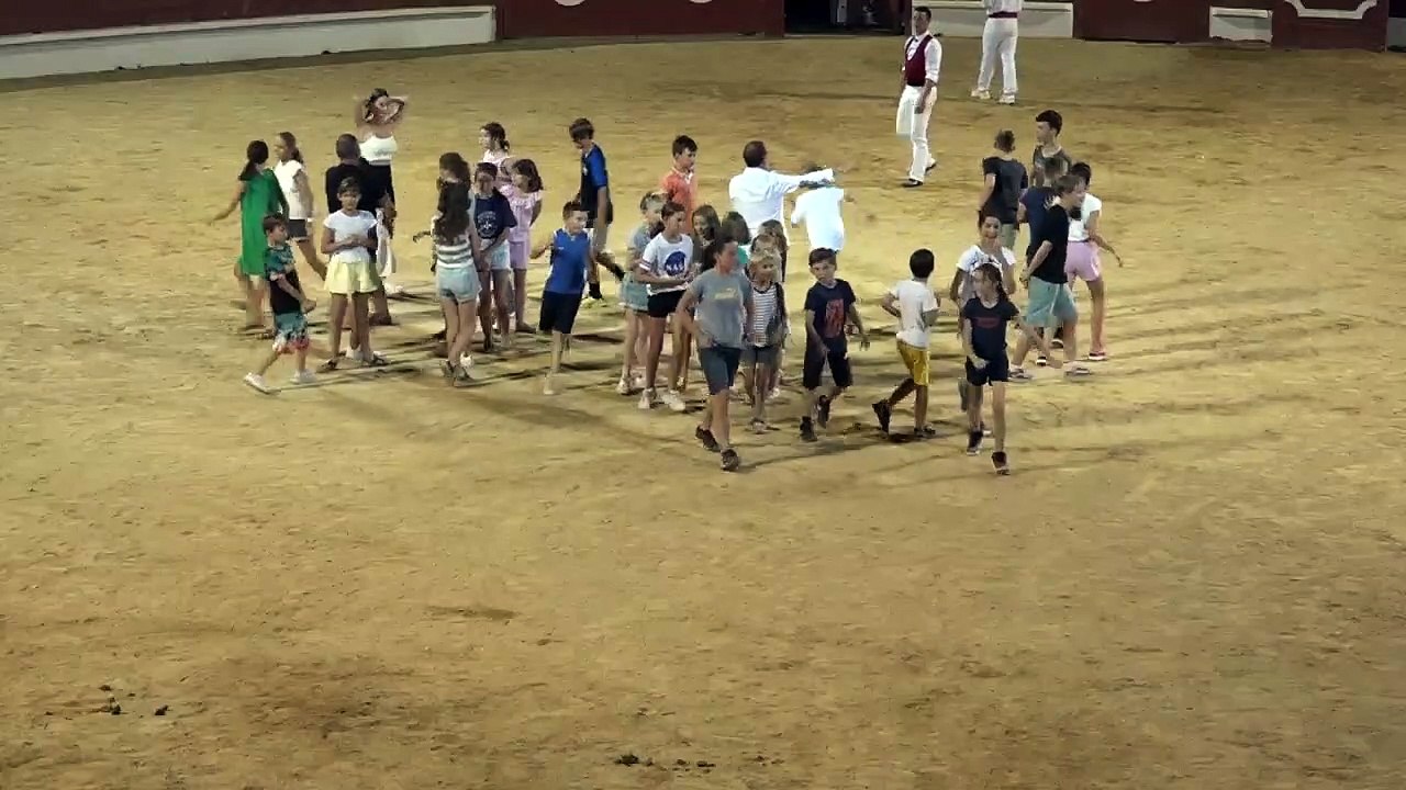11.08.2022  St Sever  Ganaderia Maynus Cuadrilla  Olivier Barrere Course Mixte  Le Taurillon
