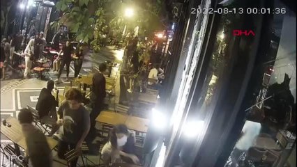 Son dakika haber... KADIKÖY'DE KAFEDE KADIN CİNAYETİ-1