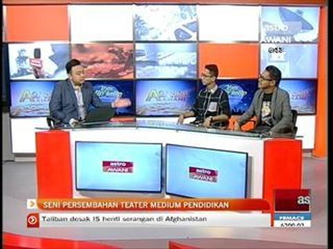 Seni persembahan teater medium pendidikan